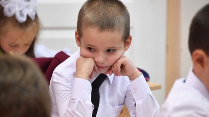 В России предложили разрешить учителям оставлять школьников на второй год