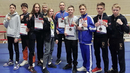 Белокурихинские кикбоксёры привезли 6 медалей с первенства Сибири