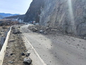 Чуйский тракт в Онгудайском районе Республики Алтай расчистили после камнепада