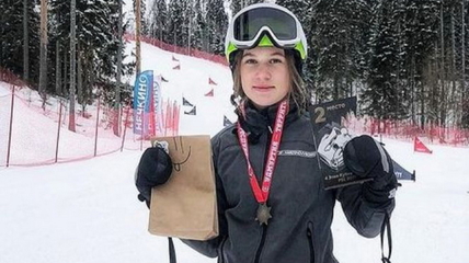 Сноубордистка из Белокурихи Мария Травиничева удостоена спортивной стипендии губернатора края