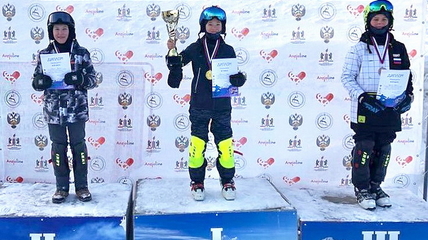 Коркин Роман серебряный призёр Всероссийских соревнований по сноуборду