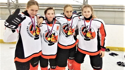 Команда девочек «Сибирские лисы» выиграла у мальчишек первенство Алтайского края
