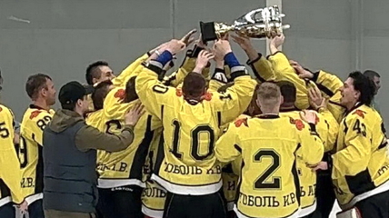 Хоккеисты Белокурихи выиграли финал чемпионата Алтайского края среди взрослых 