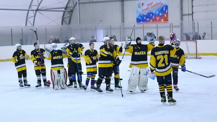 Хоккеисты белокурихинского «Факела» выиграли региональный турнир «Золотая шайба»