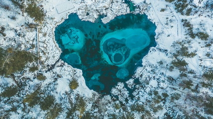 Гейзерное озеро и реку Катунь включили в число 14 самых романтичных мест России