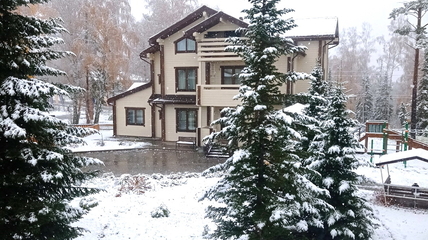 В Белокурихе на горе Церковка и в Белокурихе Горной выпал первый снег