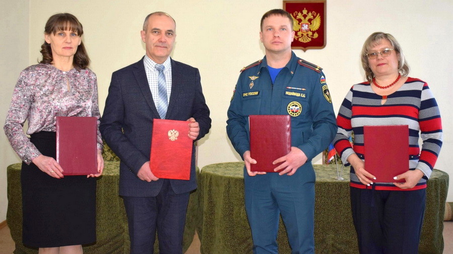 В Белокурихе будут развивать кадетские классы системы МЧС России