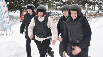 У санатория «Алтайский замок» прошёл традиционный для Белокурихи «Марш-бросок»