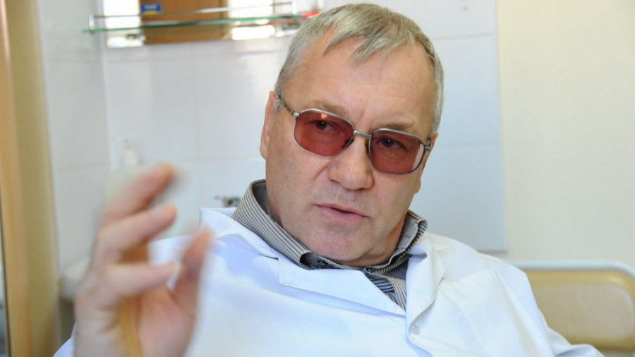 Барнаульский невролог рассказал, почему у всех ноет спина и как быстро угробить мозг