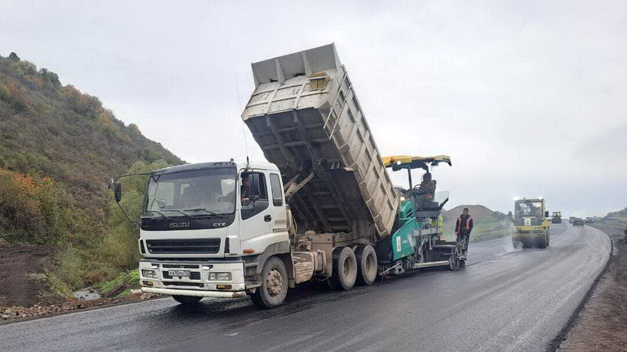 Дорожники приступили к реконструкции оставшегося участка трассы Алтайское – Ая