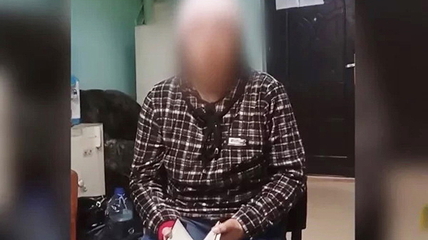 Пассажир автобуса Белокуриха - Кемерово остался без денег после знакомства с женщиной