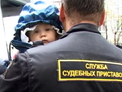 В Бийске девятимесячную дочь, похищенную отцом, вернули матери
