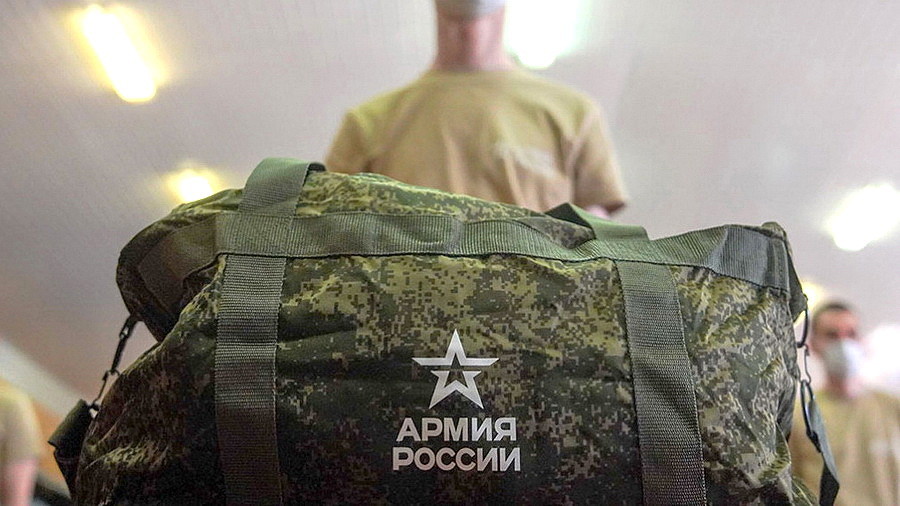 В России хотят брать налог с не служивших в армии. С такой инициативой выступили депутаты Госдумы