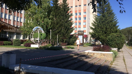 Напротив санатория «Алтайский замок» начались работы по благоустройству территории 