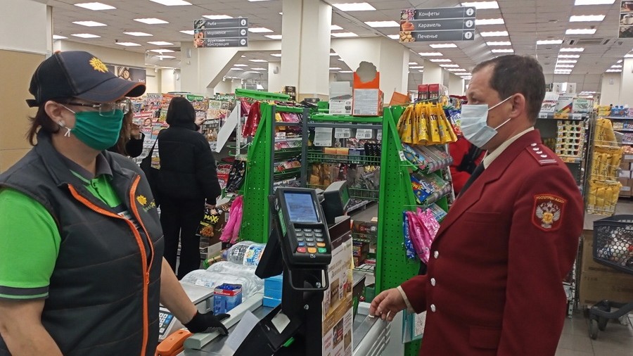 В Белокурихе прошёл рейд по контролю за соблюдением масочного режима