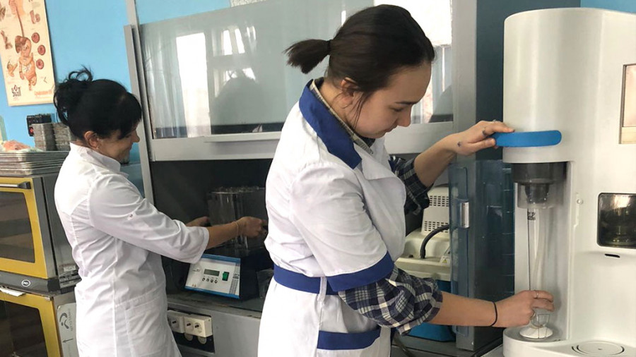 В Алтайском крае студентка разработала съедобную упаковку