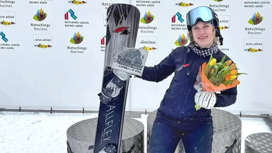 Мария Травиничева блестяще дебютировала на FIS-стартах, выиграв этап Кубка Европы в Италии