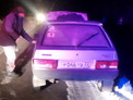 Сотрудники ГИБДД оказали помощь семье с двумя детьми, у которых заглох автомобиль