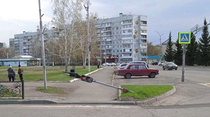Штормовой прогноз сохраняется в Белокурихе и сегодня, 21 апреля
