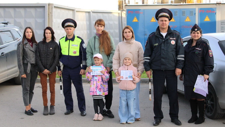 Сотрудники Госавтоинспекции Белокурихи приняли участие в мероприятиях по ПДД в детском саду