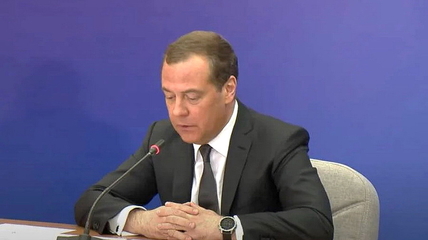 Медведев допустил возможность пересмотра моратория на смертную казнь в России