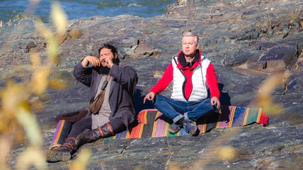 Сергей Светлаков снялся в клипе алтайского исполнителя этно-музыки