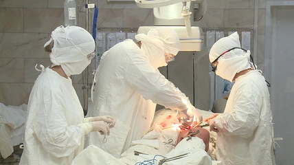 Алтайские кардиохирурги спасли женщину, у которой разорвалось сердце