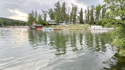 В Алтайском районе во время купания в озере Ая утонул парень