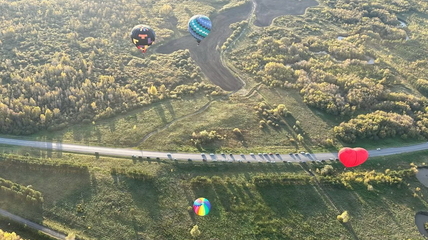 Красивые фото с фестиваля воздухоплавания «Взлетай, Алтай»